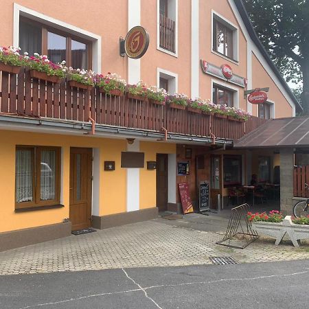 Maly Byt 1+1 Карловы Вары Экстерьер фото